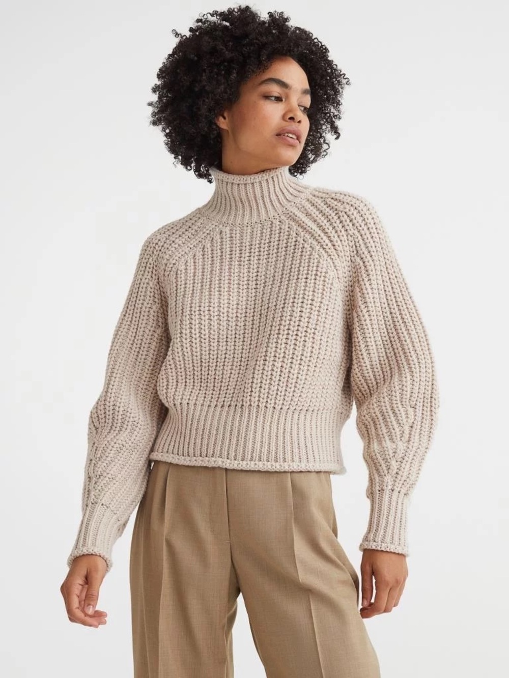 H&M Women’s Chunky Ribbed Turtleneck Sweater Beige Cream Size Medium 💛